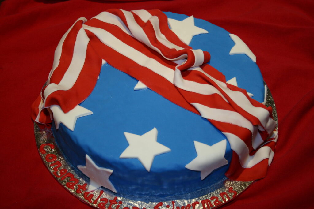 American Flag Cake | Lil' Miss Cakes