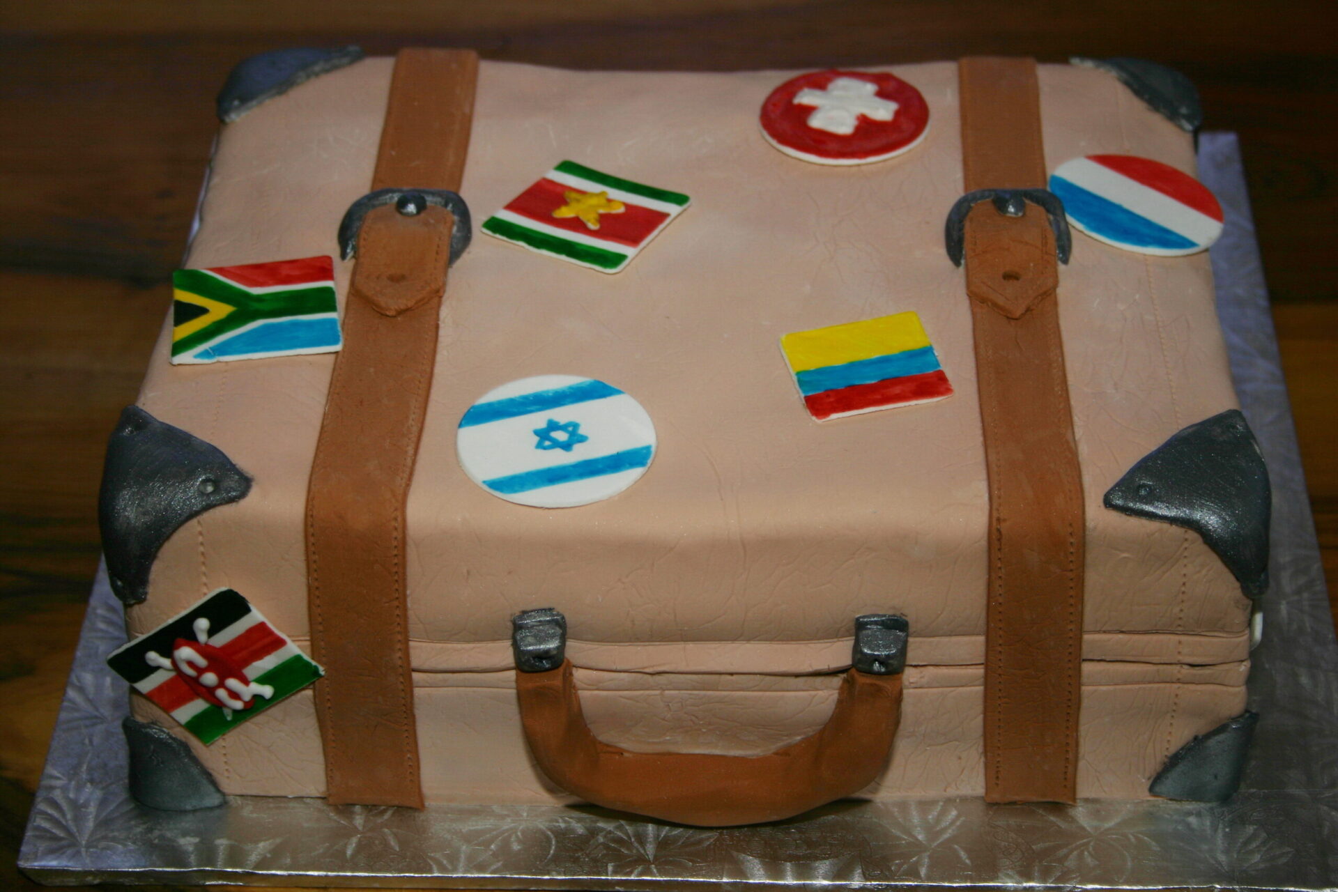 On The Road Again Luggage Cake Jerusalem Temptations Israel - lego roblox birthday cake jerusalem temptations