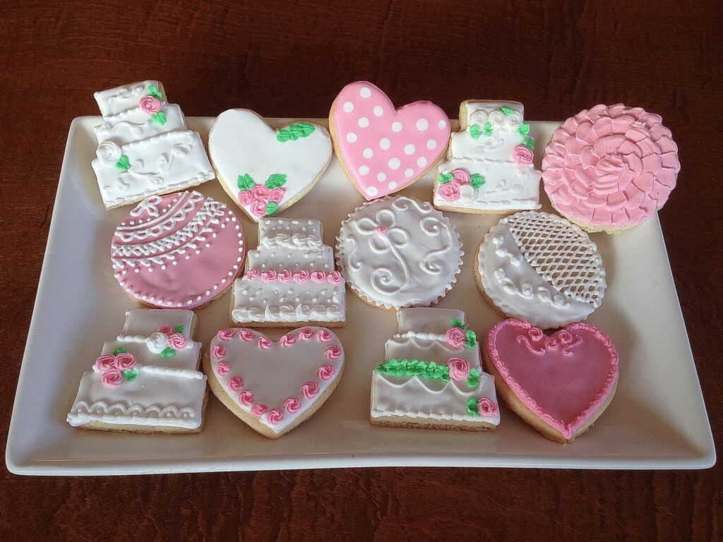 Stunning WeddingThemed Cookies Temptations Israel